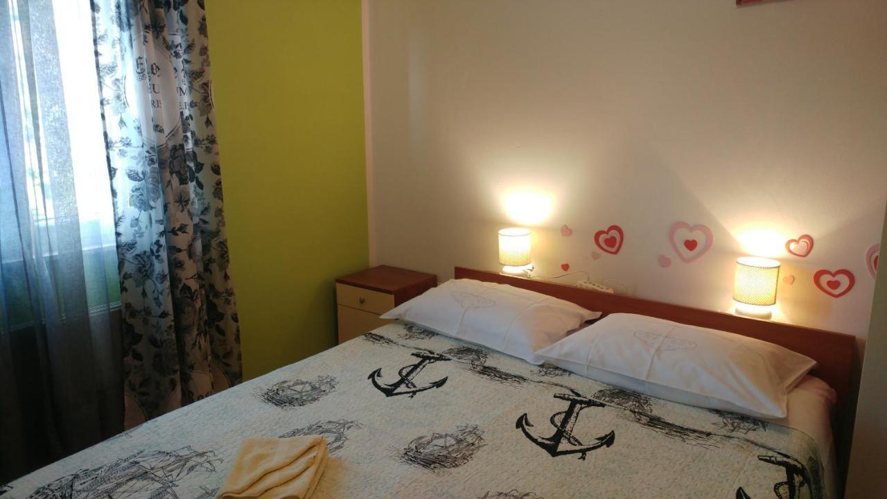 Apartment Tina Traù Esterno foto